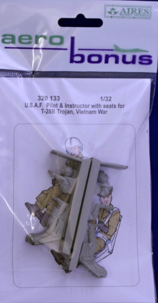 1/32 USAF Pilot&Instructor with seats for T-28B 