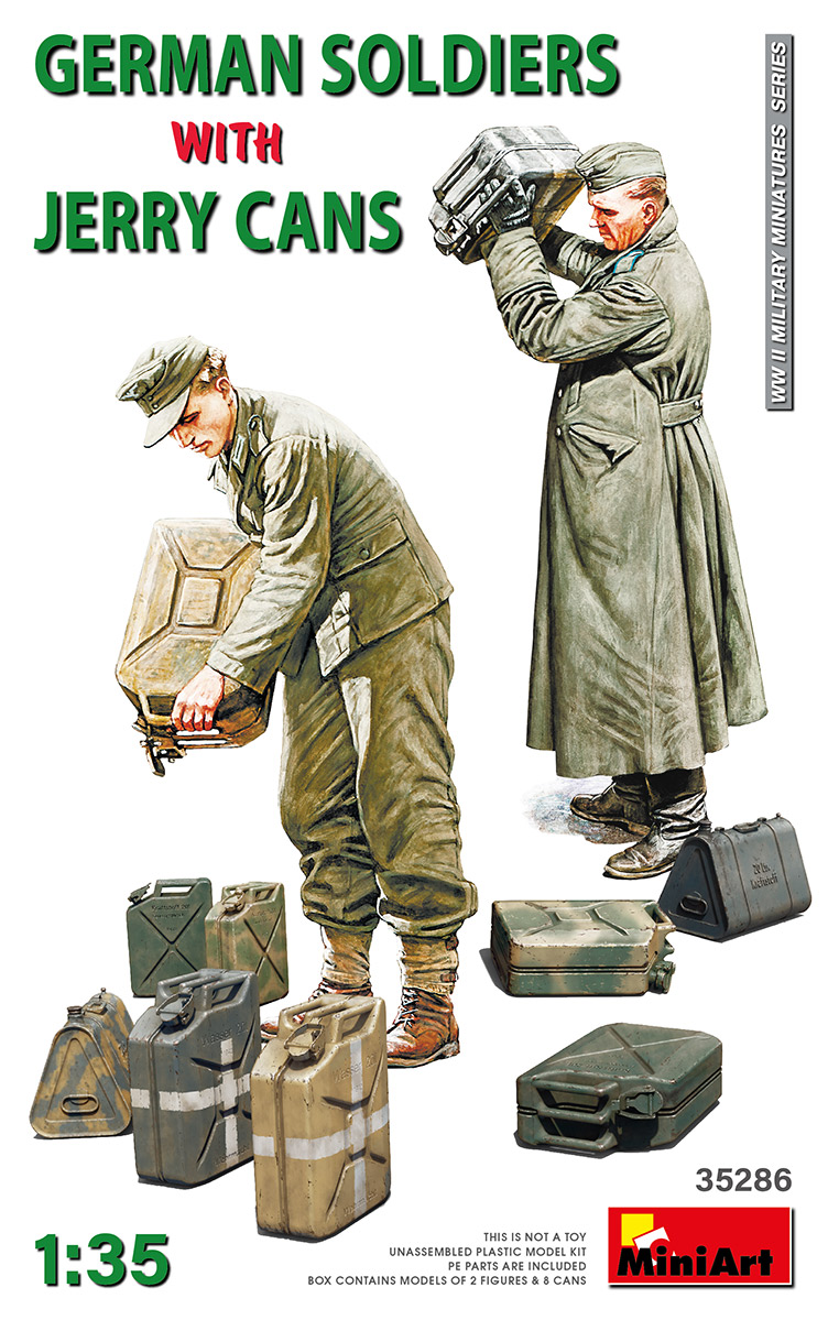 1/35 German Soldiers w/ Jerry Cans (2 fig.,8 cans)