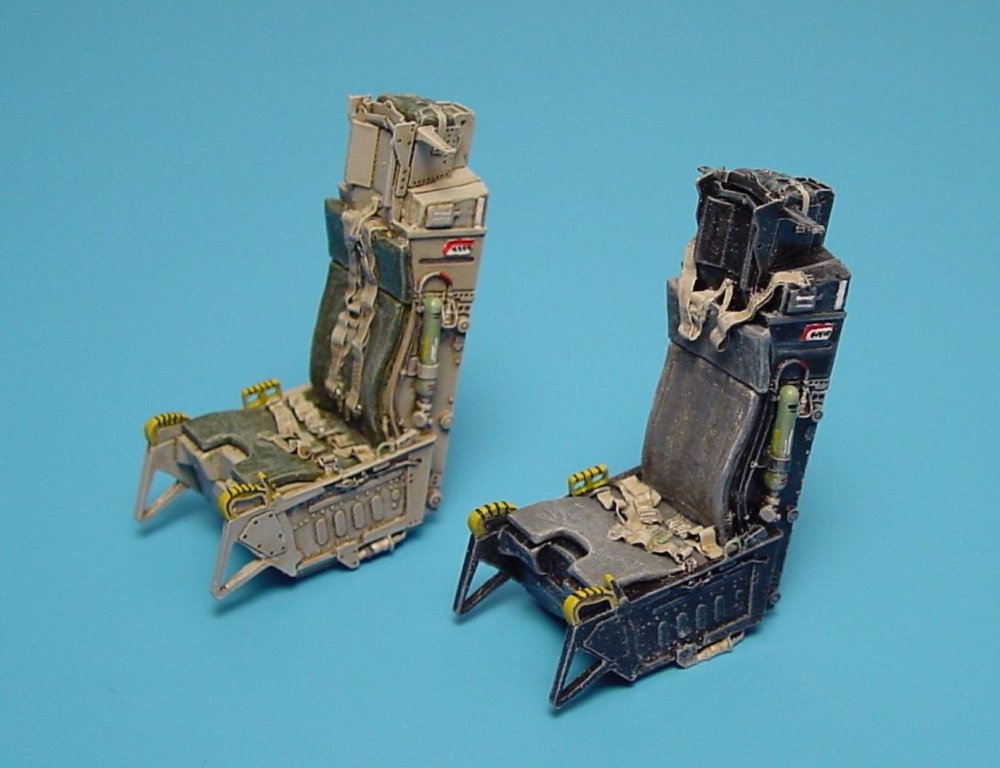 1/48 ACES II ejection seats (A-10,F-15)