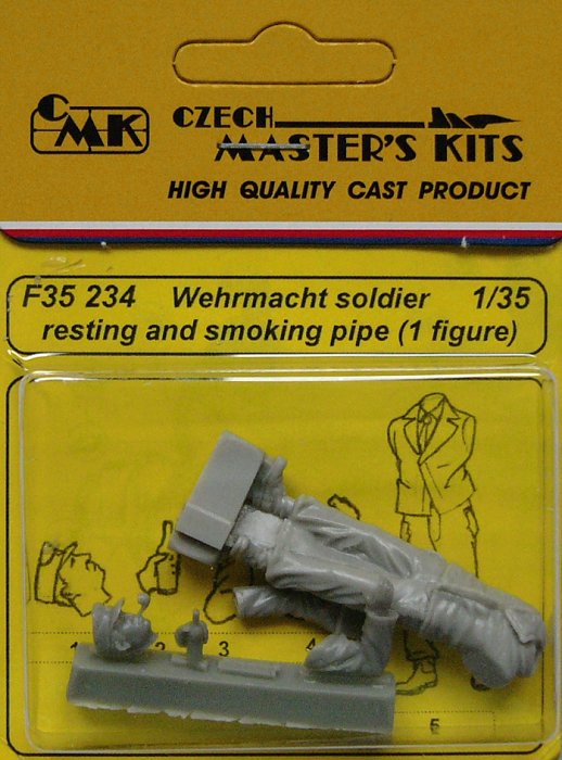 1/35 Wehrmacht soldier smoking pipe (1 figure)