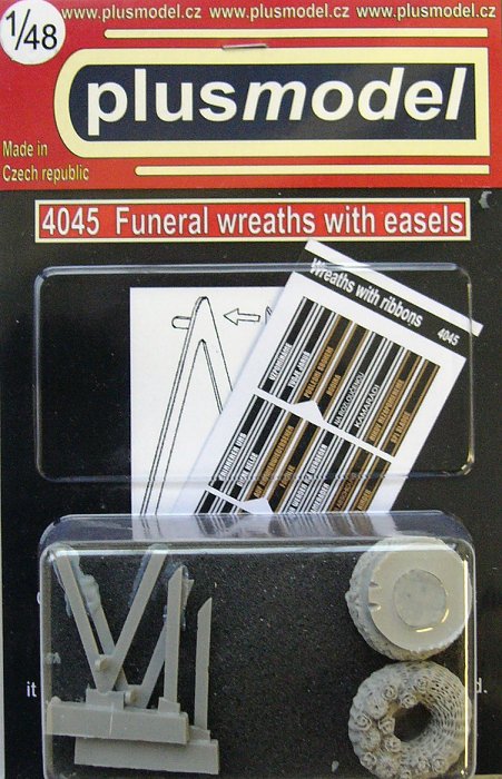 1/48 Funeral wreaths with easels