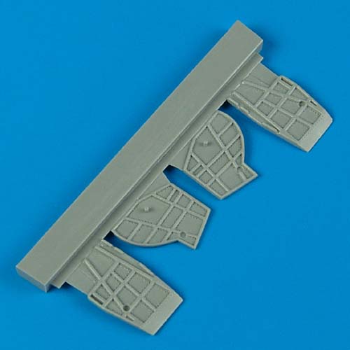 1/72 SB2C Helldiver undercarriage covers (ACAD)